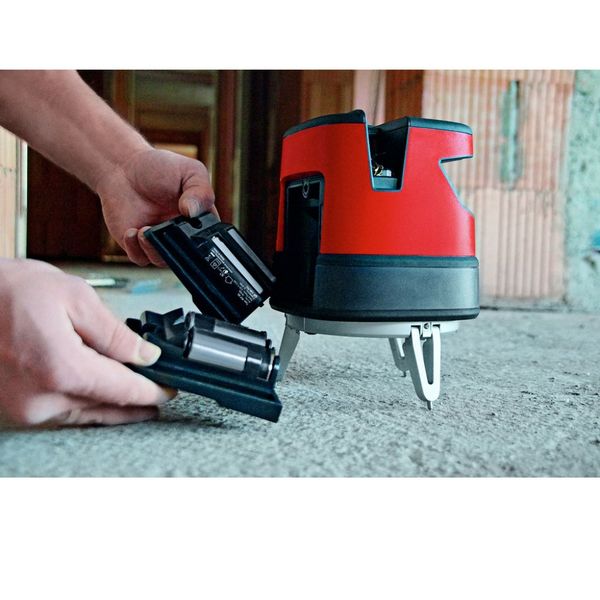 Leica Lino ML180 Laser Level LG784438 | C.R. Kennedy