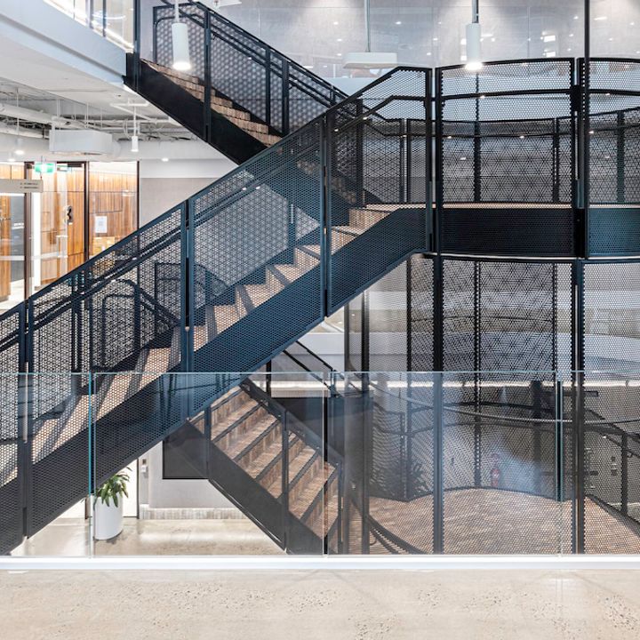 Fabcon steps up project management with Leica iCON from CR Kennedy