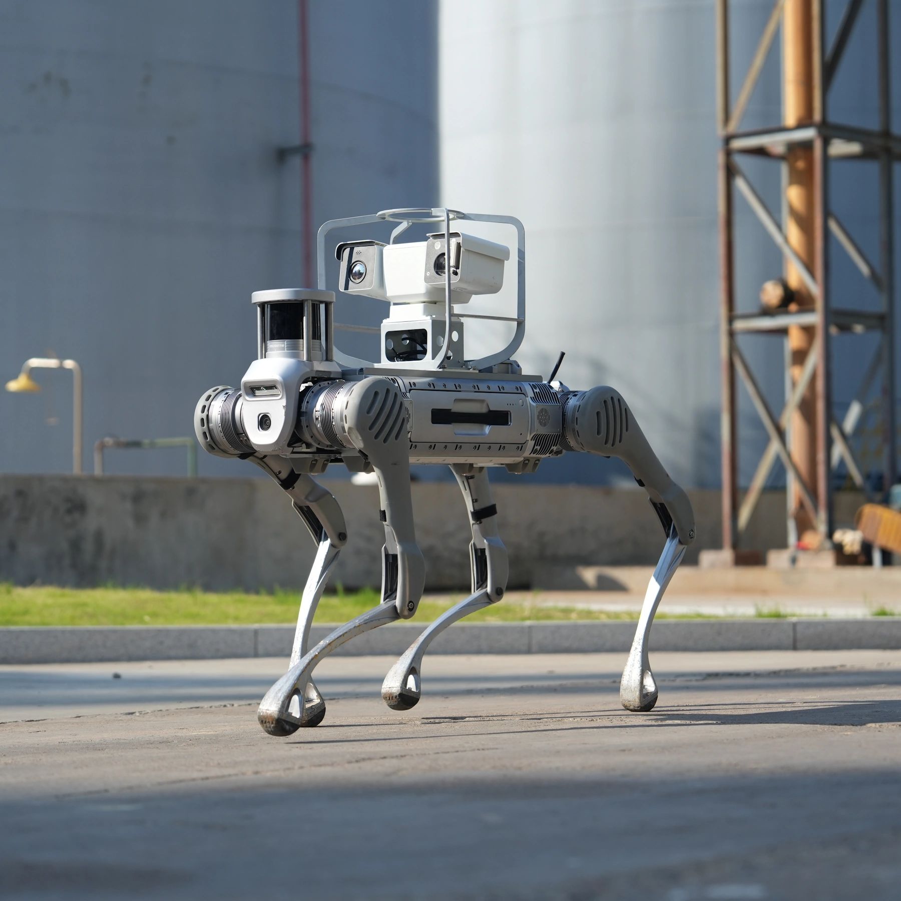 Unitree B2 Robot Quadruped with 32-Line LiDAR