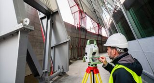 Leica Nova TS60 Total Station