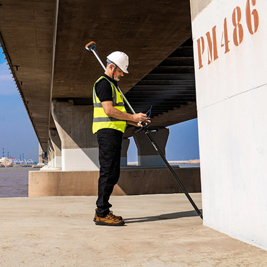 CHCNAV i73+ GNSS Antenna with IMU Tilt Compensation