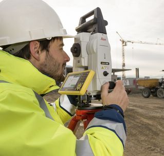 Leica iCON iCR80 Robotic Total Station