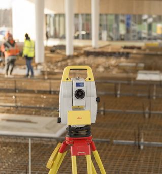 Leica iCON iCR80 Robotic Total Station