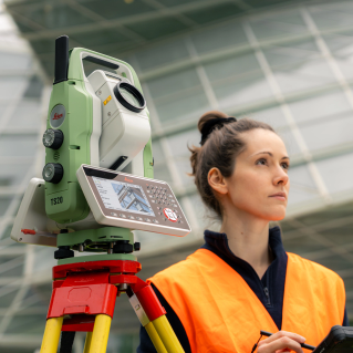 Leica TS20 Robotic Total Station