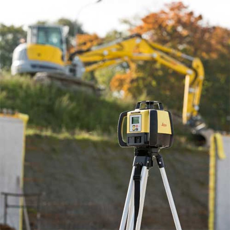 Leica Rugby 680 Laser Level with Dual Grade