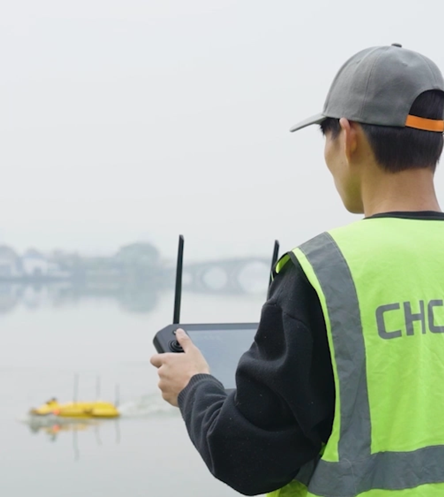CHCNAV Apache 4 PRO USV Marine Drone