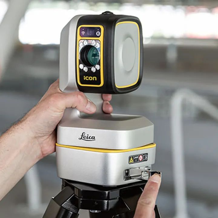 Leica iCON trades vs Flexijet 3D: Which Site Measuring System Is Right for You?