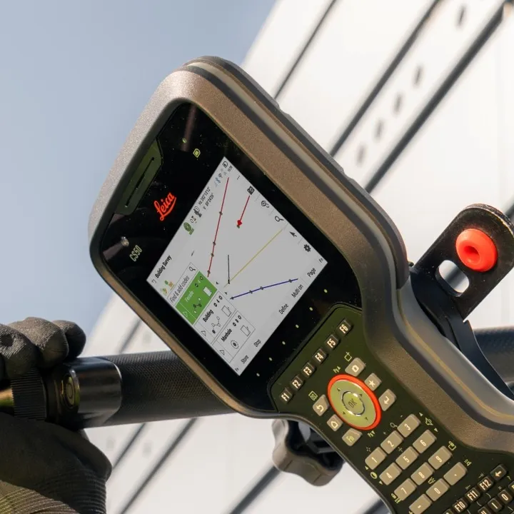 C.R. Kennedy launches the Leica CS50 field controller in Australia